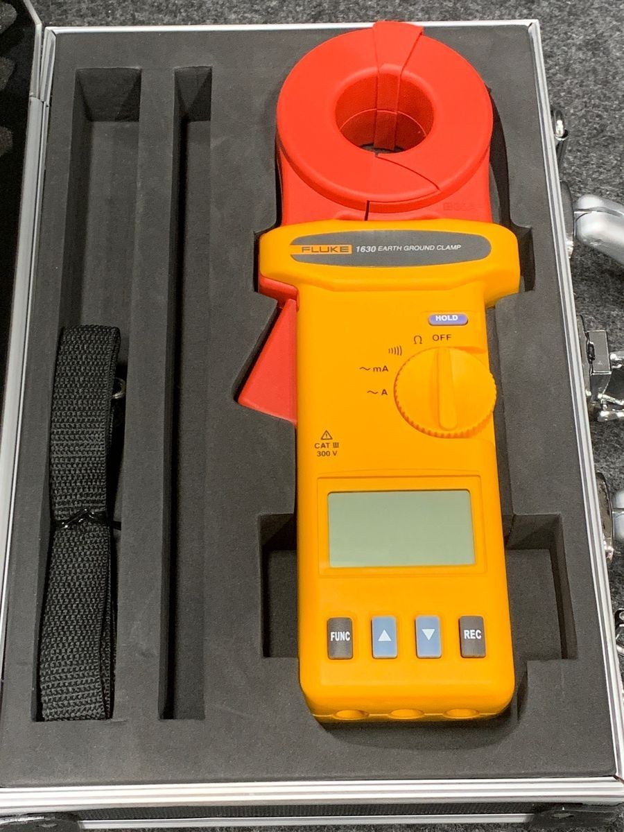 FLUKE Earth Ground Clamp 1630 2729698