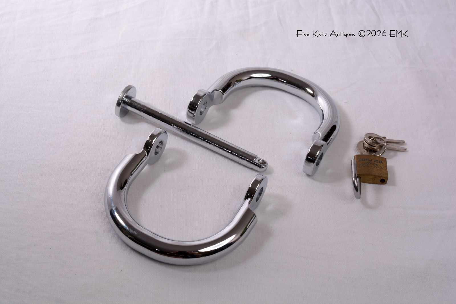 Folding Handcuffs/Wrist Restraints W/ Pin - Role Play - Bondage - New Old Stock