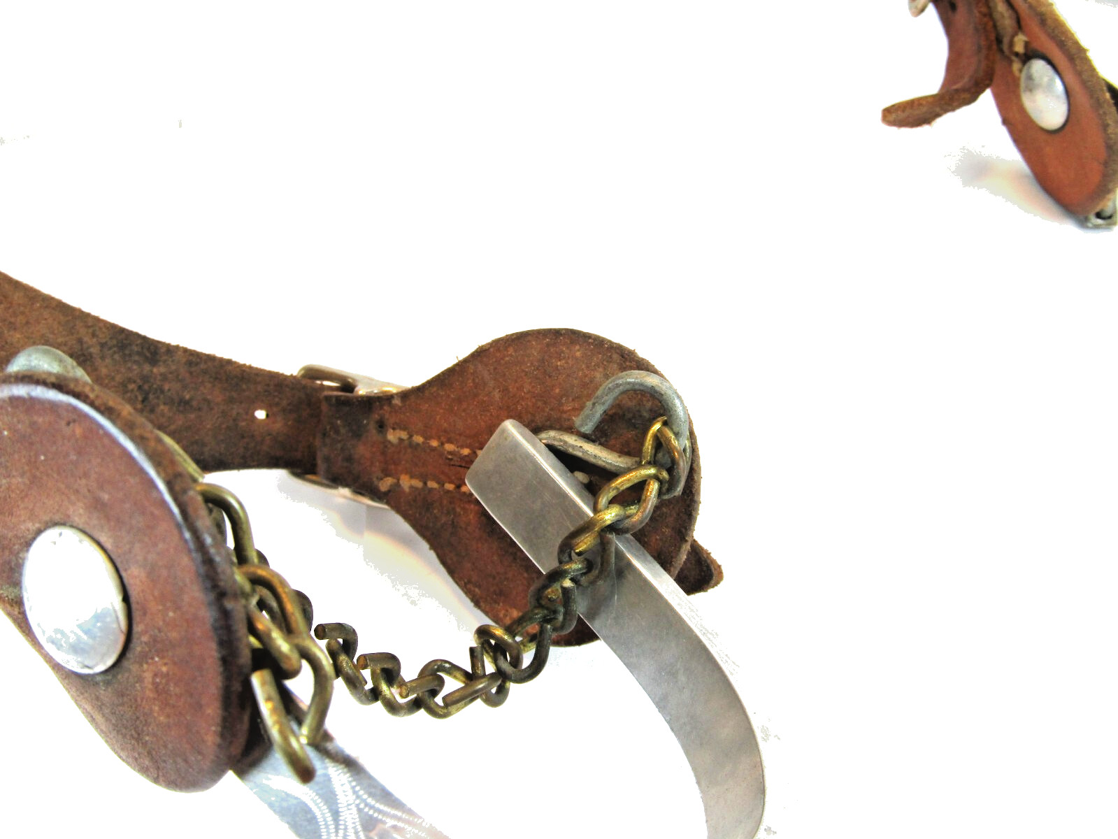 PAIR OF UNMARKED ENGRAVED ALUMINUM AIRPLANE METAL RIDING SPURS W/ STRAPS