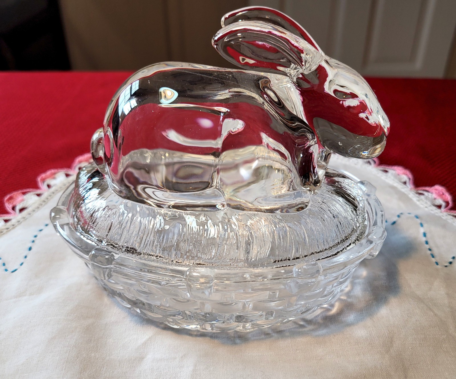 🐇 WILLIAMS-SONOMA Crystal Clear BUNNY RABBIT on BASKET NEST ~ Easter CANDY DISH