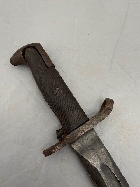 WW2 Original AFH U.S. Flaming Bomb 1943 M1 GARAND 10” BAYONET and SCABBARD