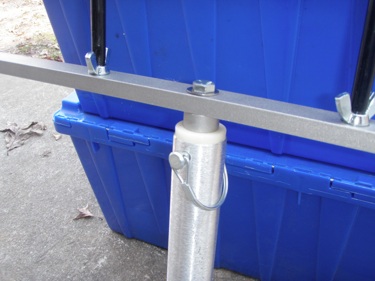 36 inch T-bar With 6 holders 3/4 inch screw in Seat Pedestal Add Dual Angles