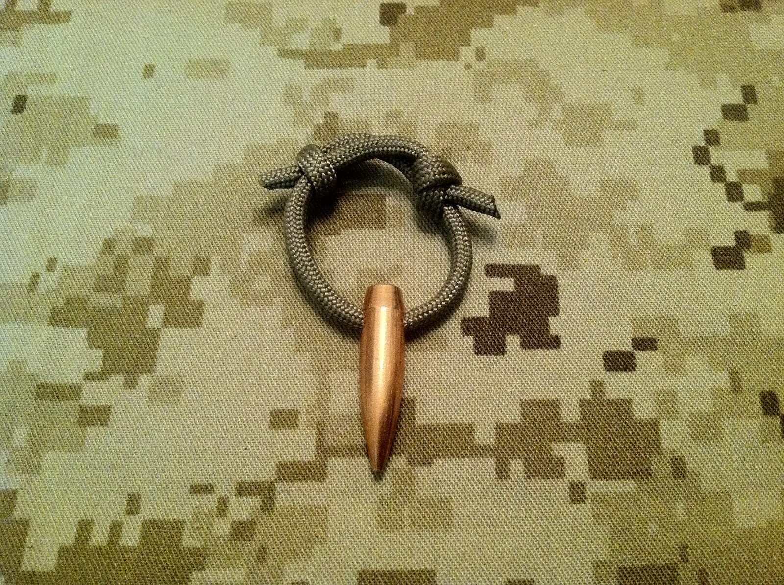 USMC SNIPER MINI HOG TOOTH KEYCHAIN MOS 0317 / 8541 TAN PARACORD