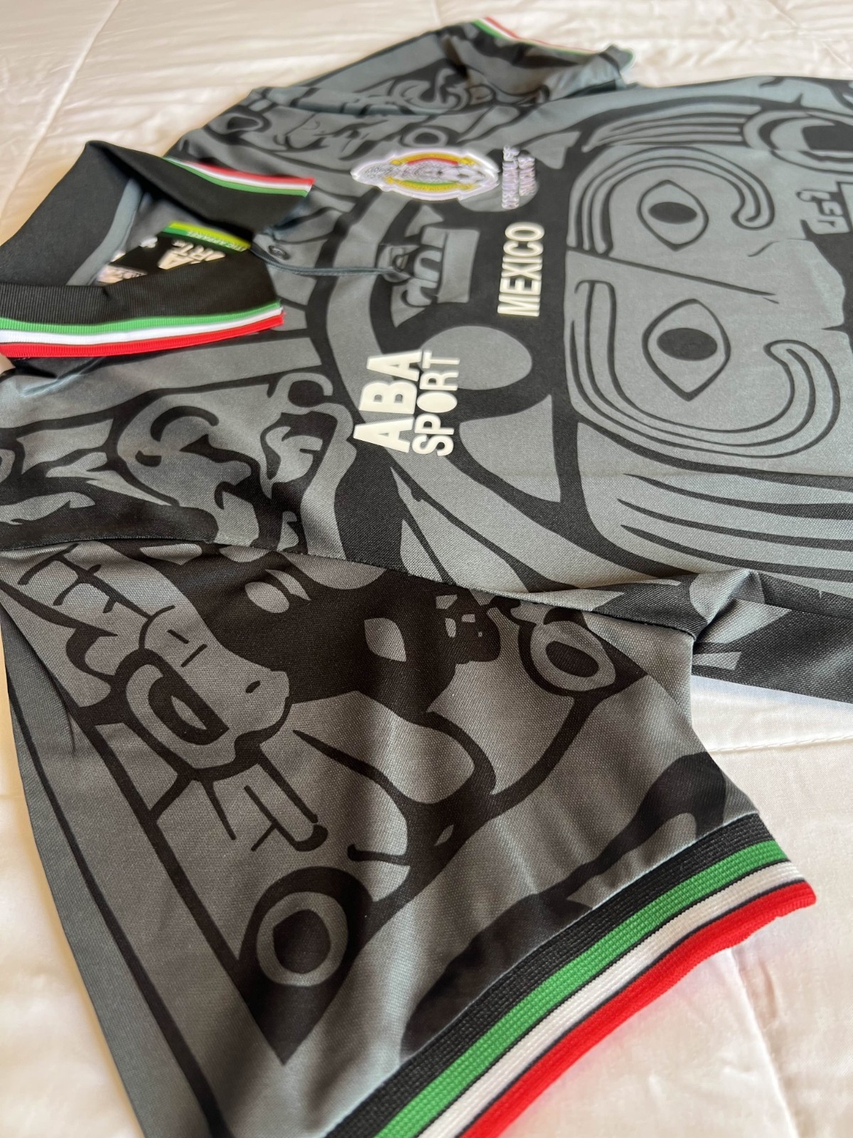 Mexico National Futbol Team 1998 Retro Black Soccer Jersey