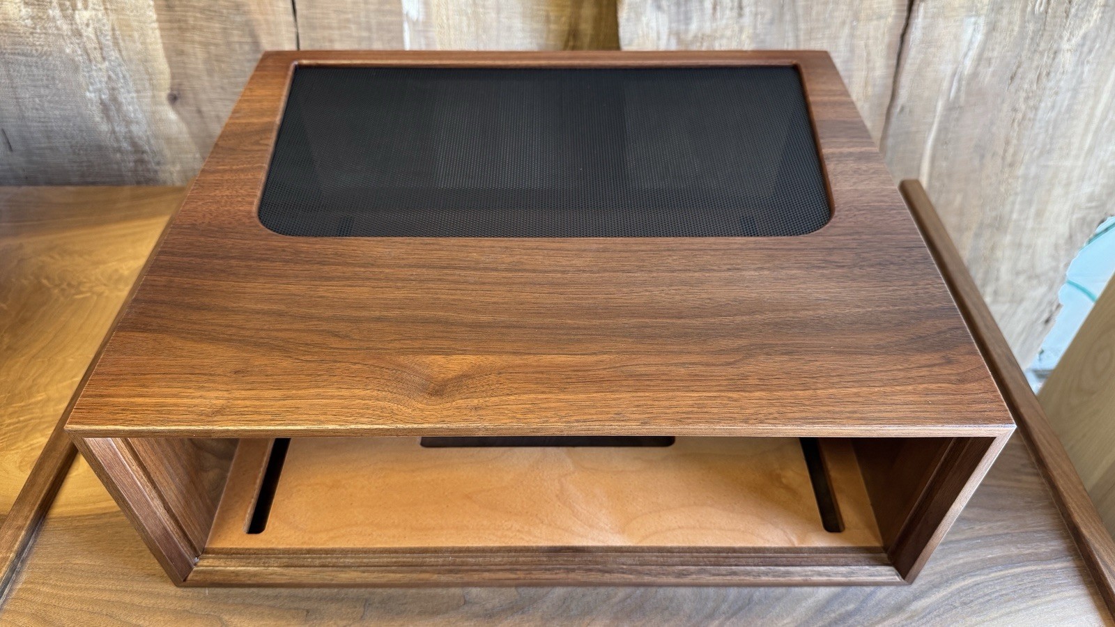 Marantz WC-22 Solid Walnut Custom Cabinet. Fits most 22/44 SERIES (Pre-Order)
