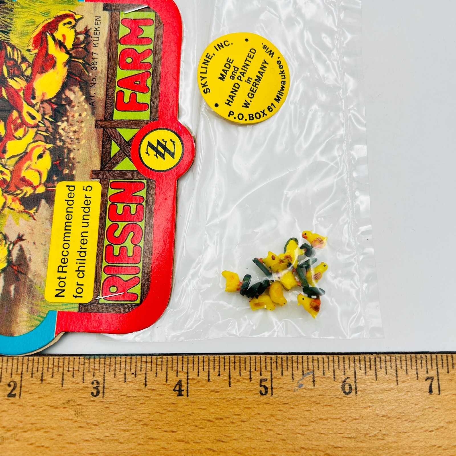 Riesen Farm Mini Baby Chicks NOS Pkg of 9 Hand Painted W Germany Figurines VTG