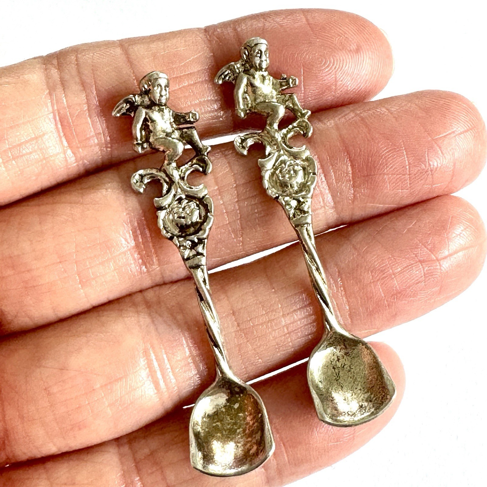 Pair 925 Sterling Salt Spoons Cherub Antique Angel Putti Snuff 7.4g Set of Two