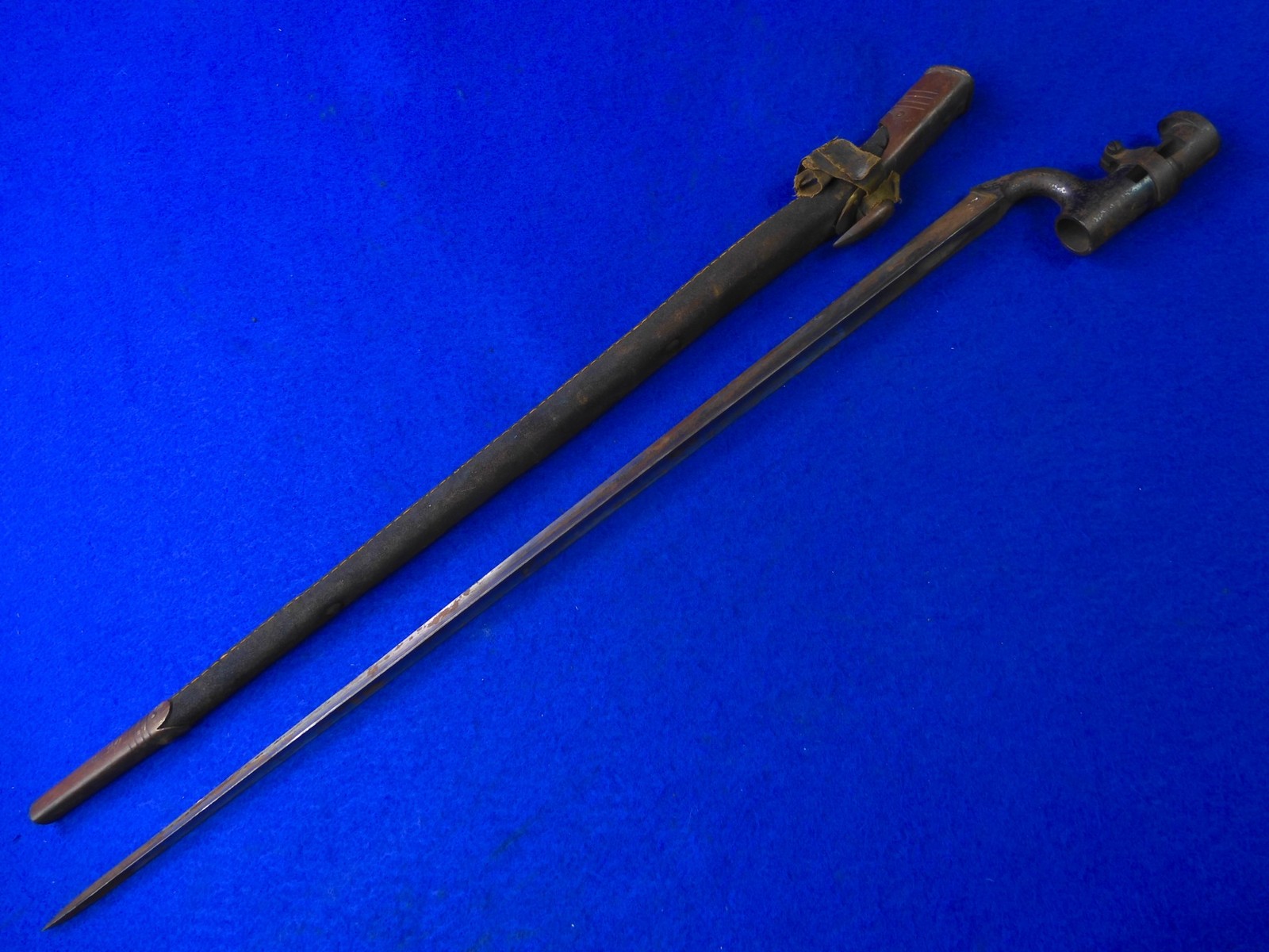 British English Antique WW1 Model 1876 Socket Bayonet w/ Scabbard c
