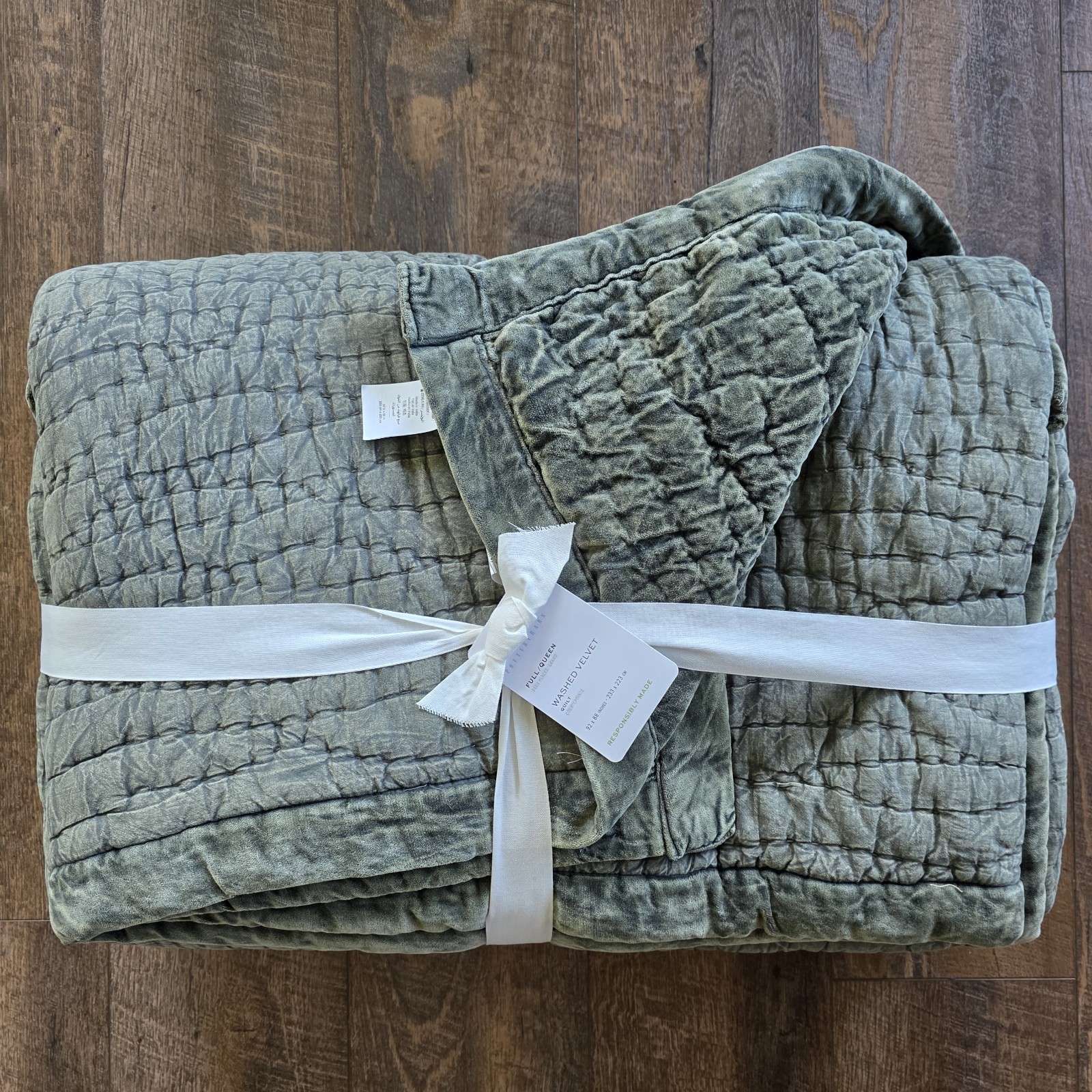 Pottery Barn Washed Velvet Handcrafted Quilt Full Queen Loden Green New