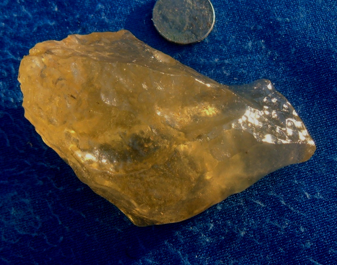 Libyan Desert Glass Meteorite Tektite impact specimen( 670 crt) Super Gem AAA+