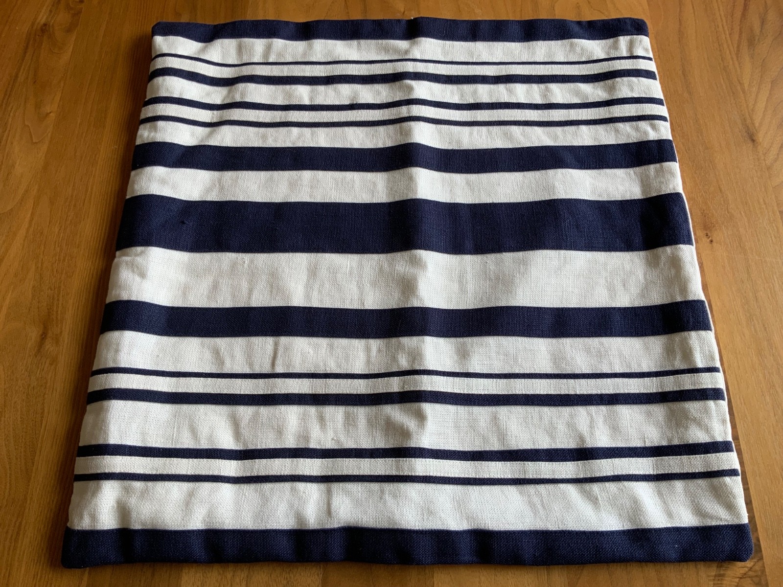 Williams Sonoma Navy and Off-White Stripe Pillow Cover 20 x 20 NIP No Tags