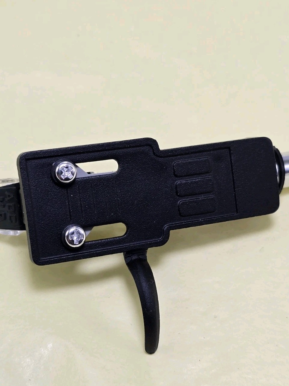 GENUINE ADC K8 CARTRIDGE PREMOUNTED ON ADC STYLE HEADSHELL. FREE SHIPPING New!