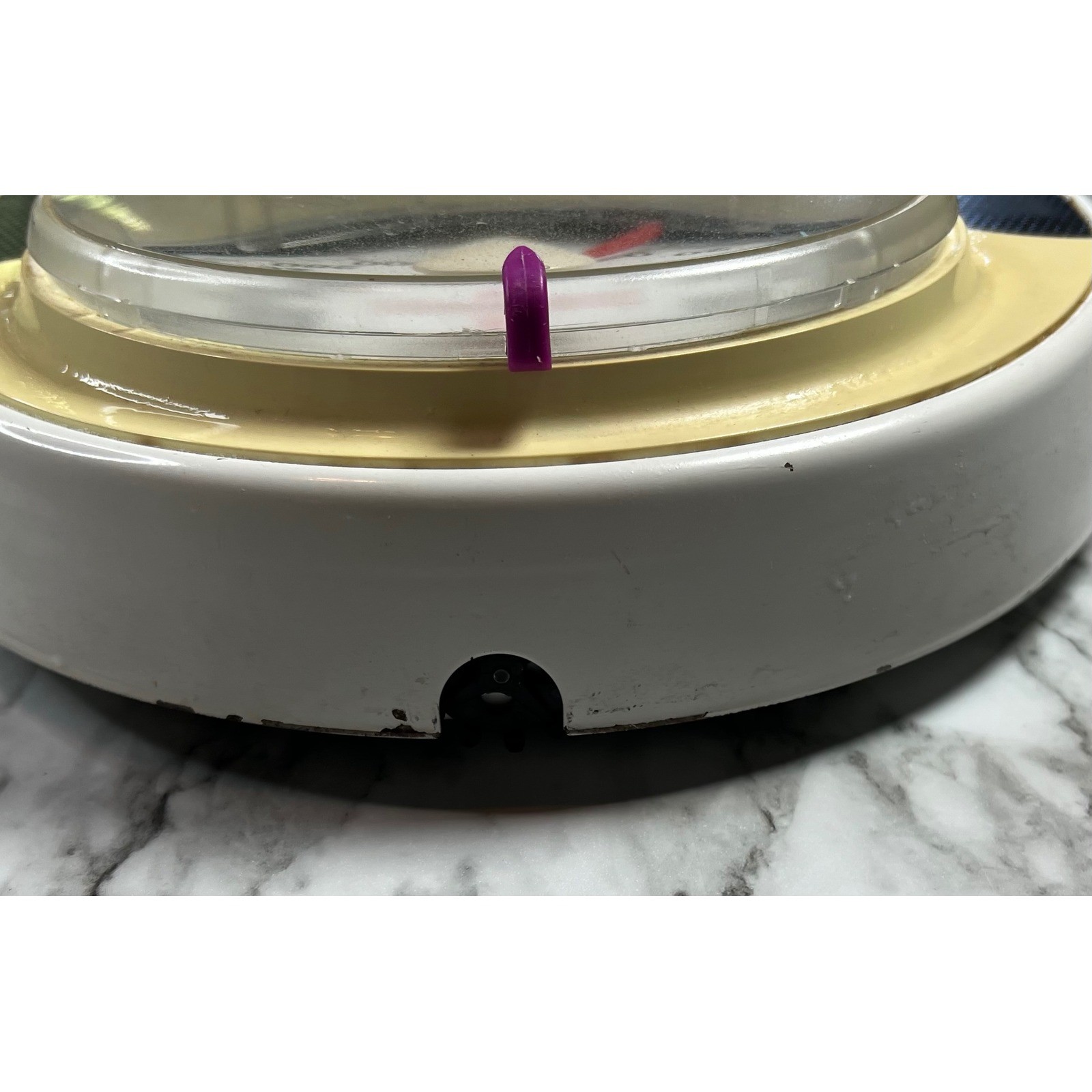 Vintage Healthometer Mechanical Bathroom Scale Black Cream Up To 300 lbs