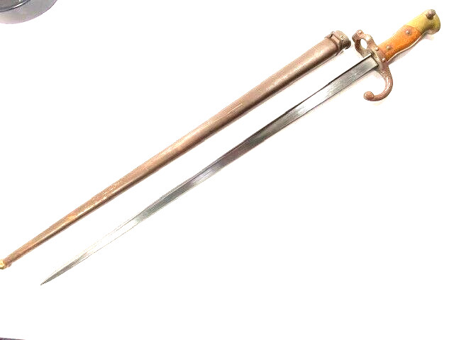 Antique French Bayonet, Mark on blade says "Mre d’Armes St Etienne Janvier 1879"
