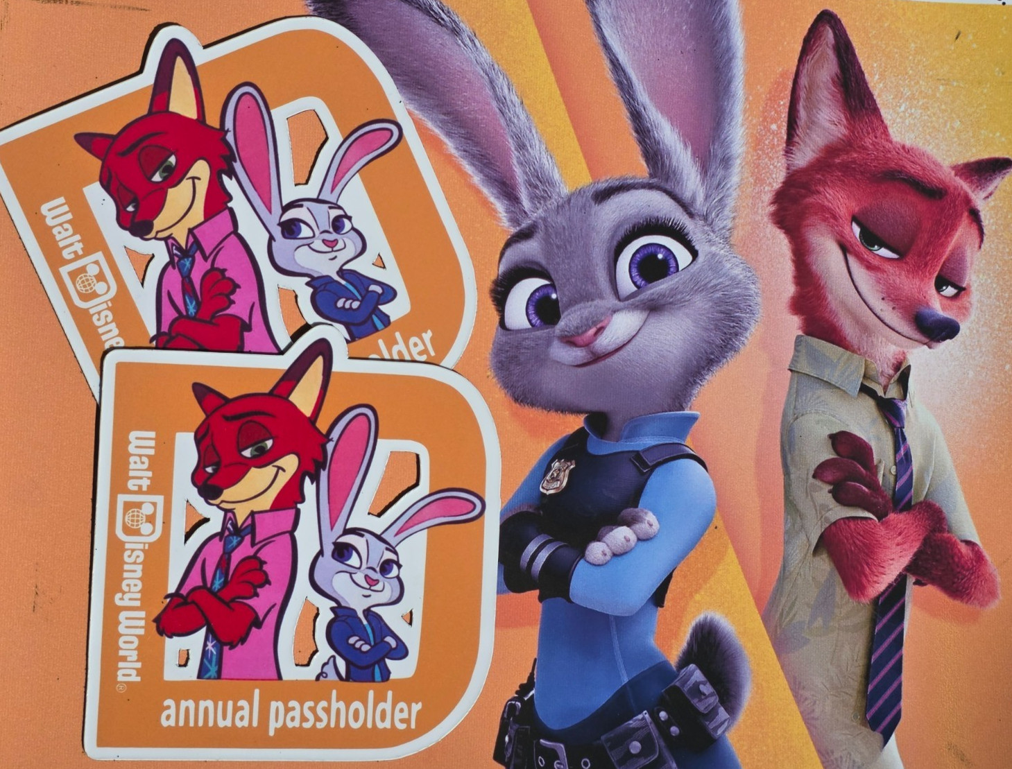 Walt Disney World ZOOTOPIA Annual Passholder 1 Magnet and 1 sticker HOMEMADE