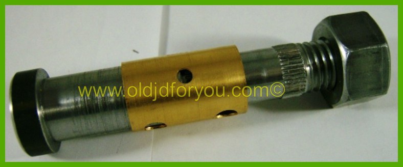 D2031R * John Deere A D G 60 720 Clutch Handle Bolt Kit * Includes Nut & Bushing