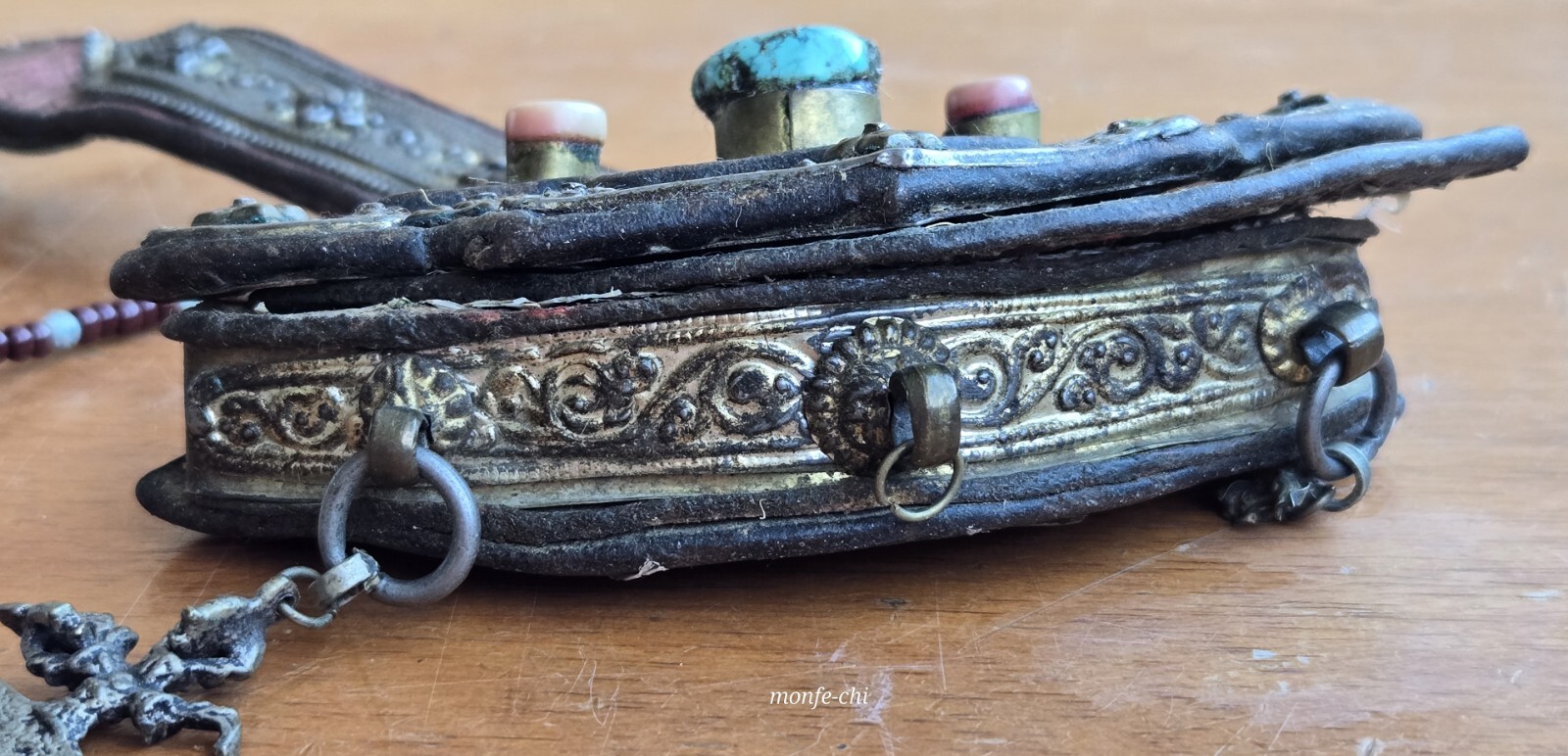 Antique Tibetan Flint Pouch Mechag Chuckmuck Case Tibet Beads