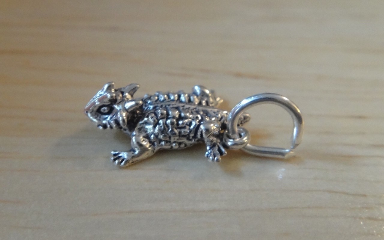 Sterling Silver 3D Detail Small 13x9mm Texas Horned Toad Frog Charm!