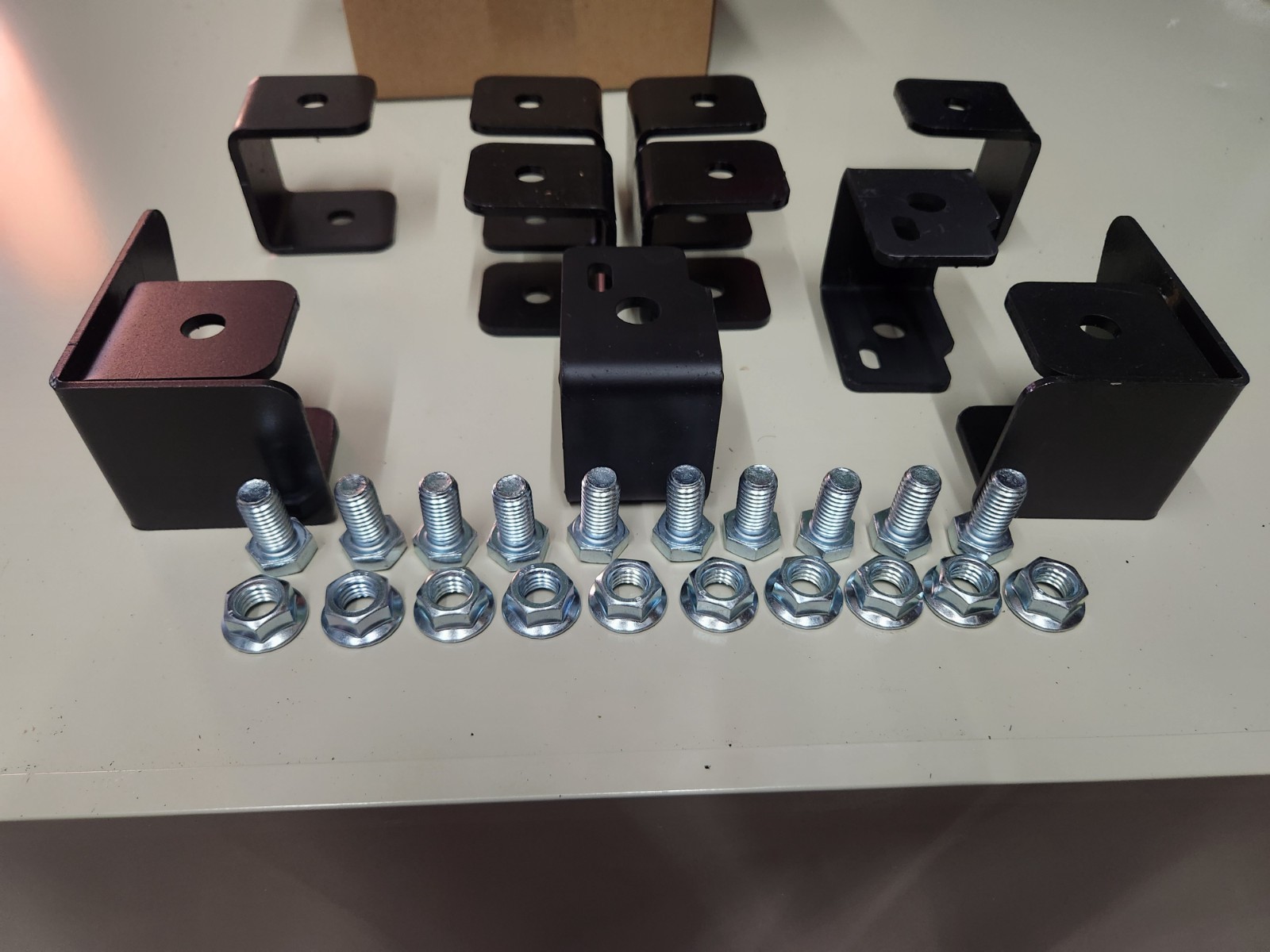 2014-2018 Chevy Silverado GMC Sierra Crew cab Rear seat lift kit 2.5" inch