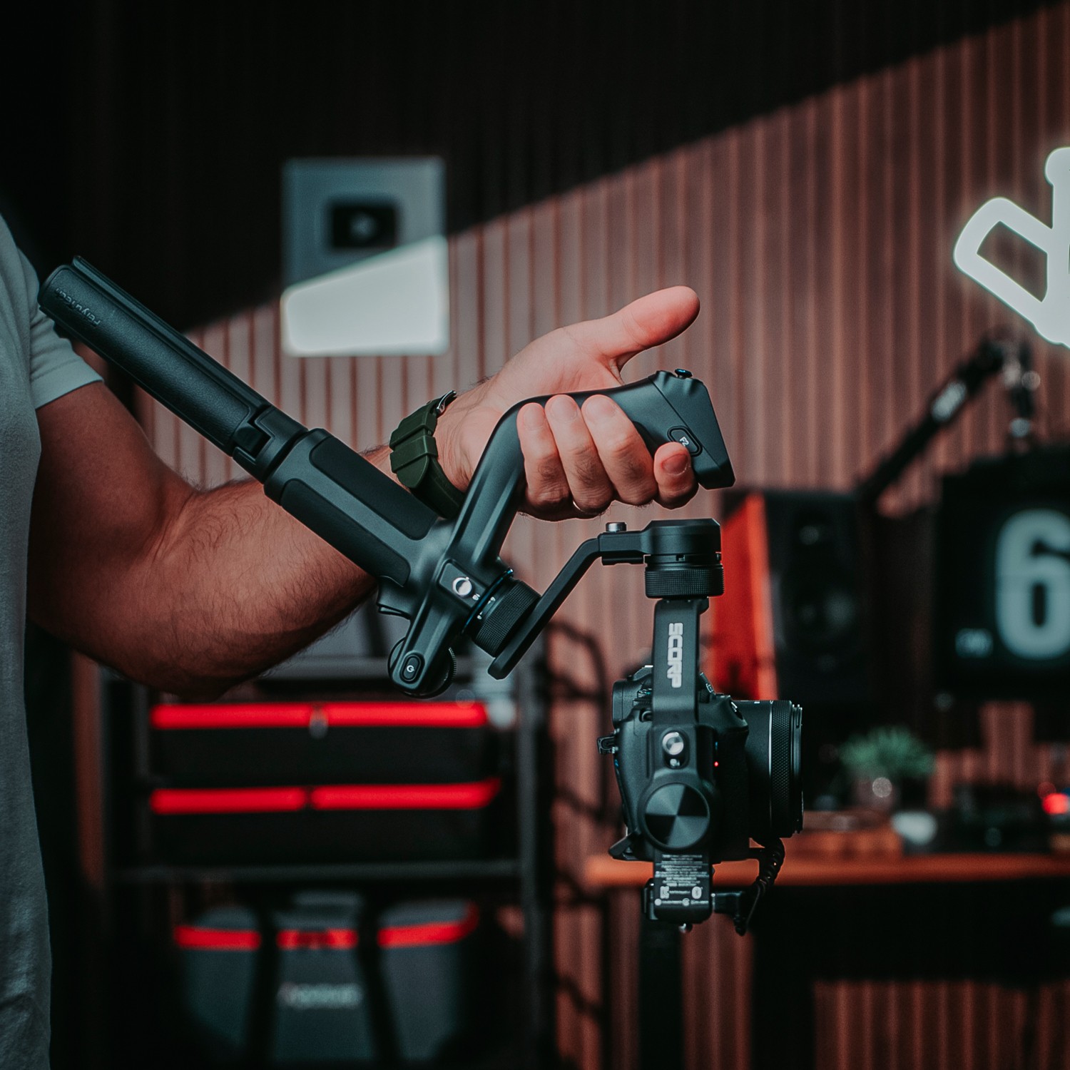 Used FeiyuTech SCORP MINI-2 Gimbal Stabilizer | AI tracking Gimbal