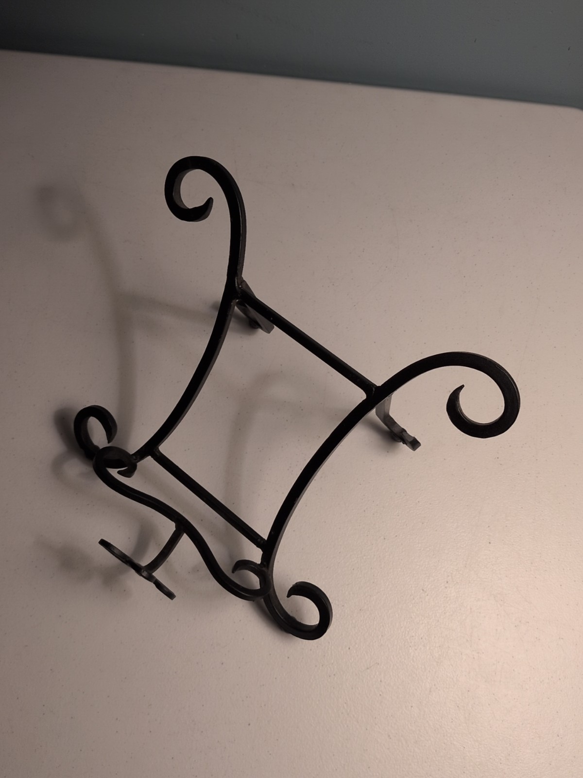 Heavy Metal Art / Plate / Book Holder Display Easel Stand