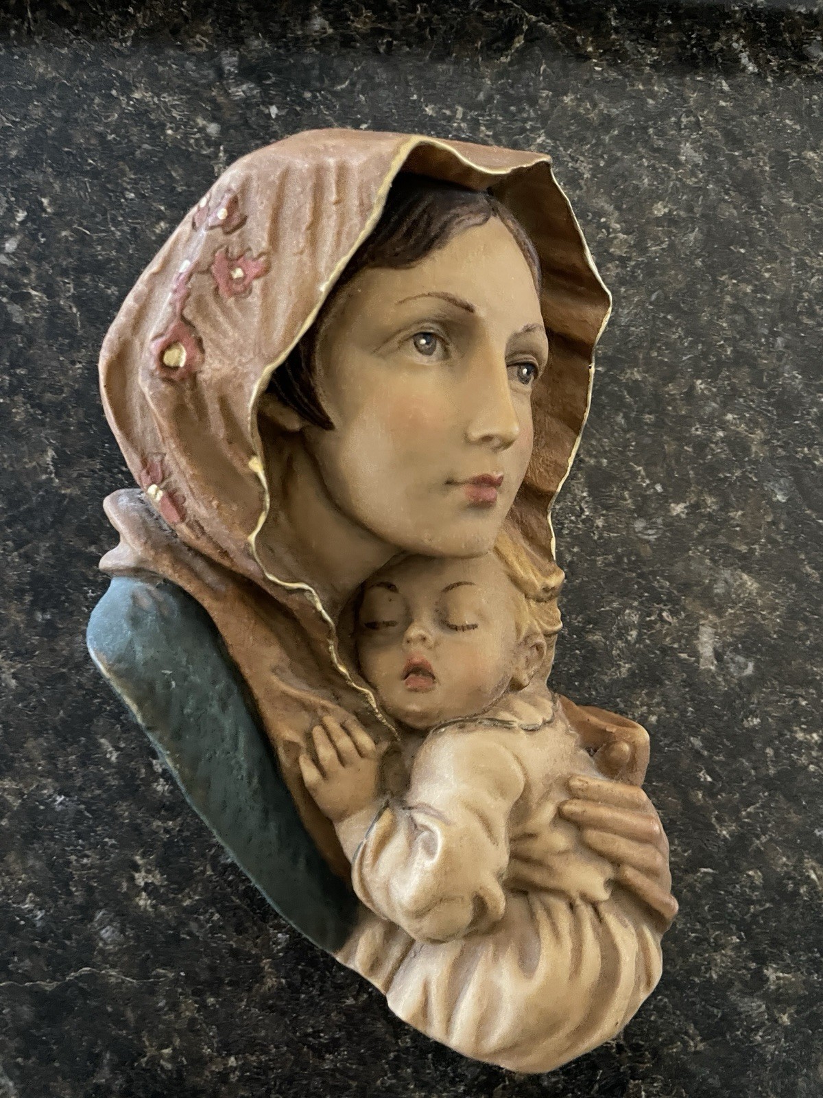 Mary & Baby Jesus Solid Resin Wall Plaque 7” Madonna Religious Decor Hand Painte