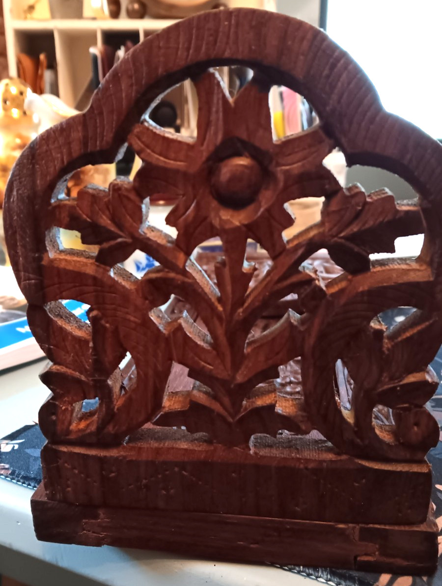 Hand Carved Ornate Wooden Floral Table Top Expandable Book End~ Made In India