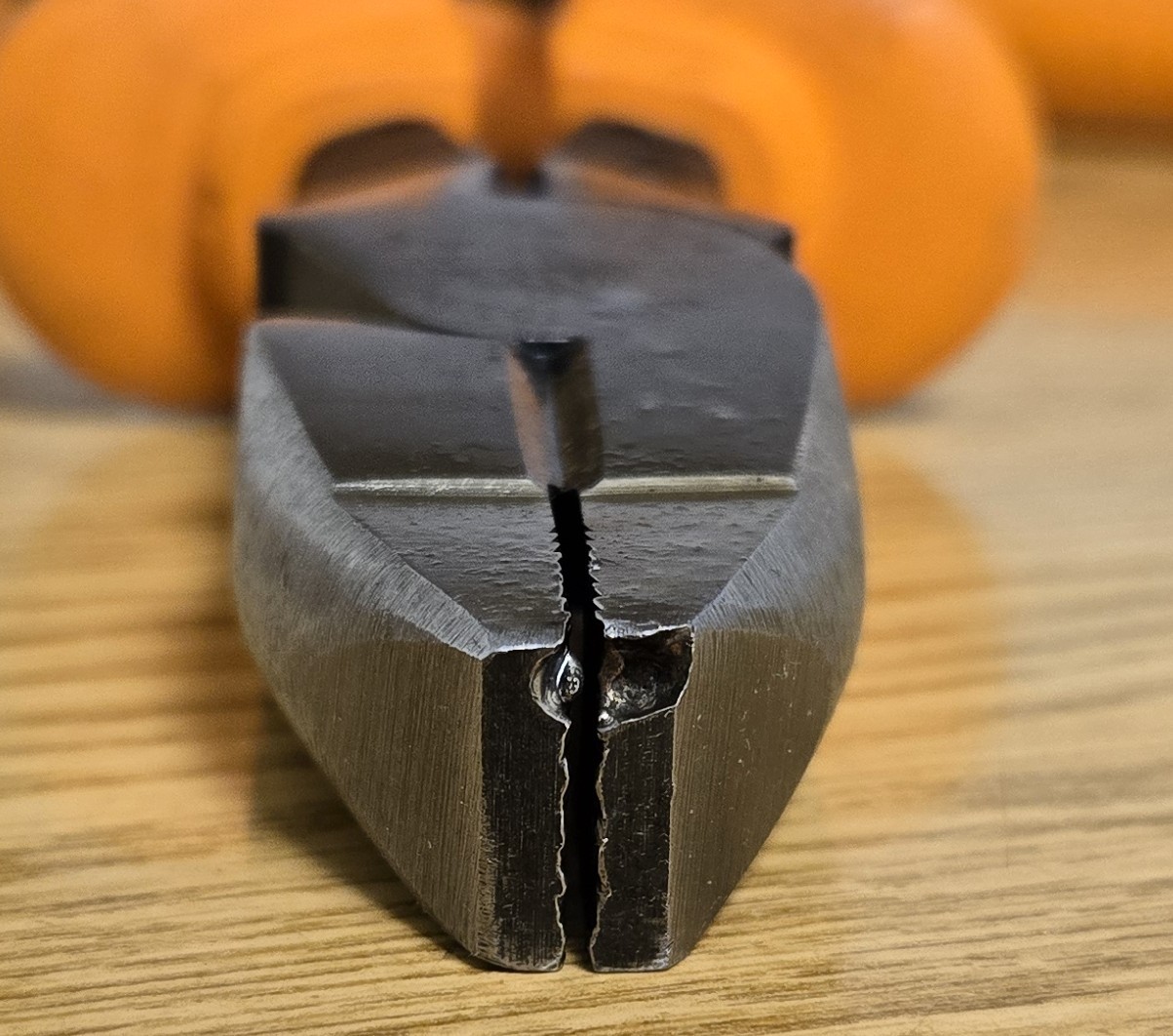 Klein Insulated Tools 1000V, 6 piece Pliers , Strippers, Cutters.