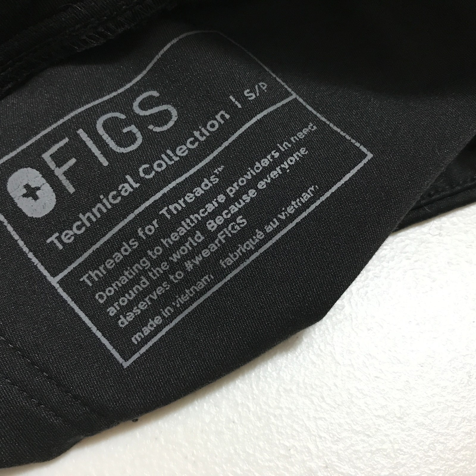 FIGS Catarina One-Pocket Scrub Top & Zamora Jogger Pants Set Black Size SP