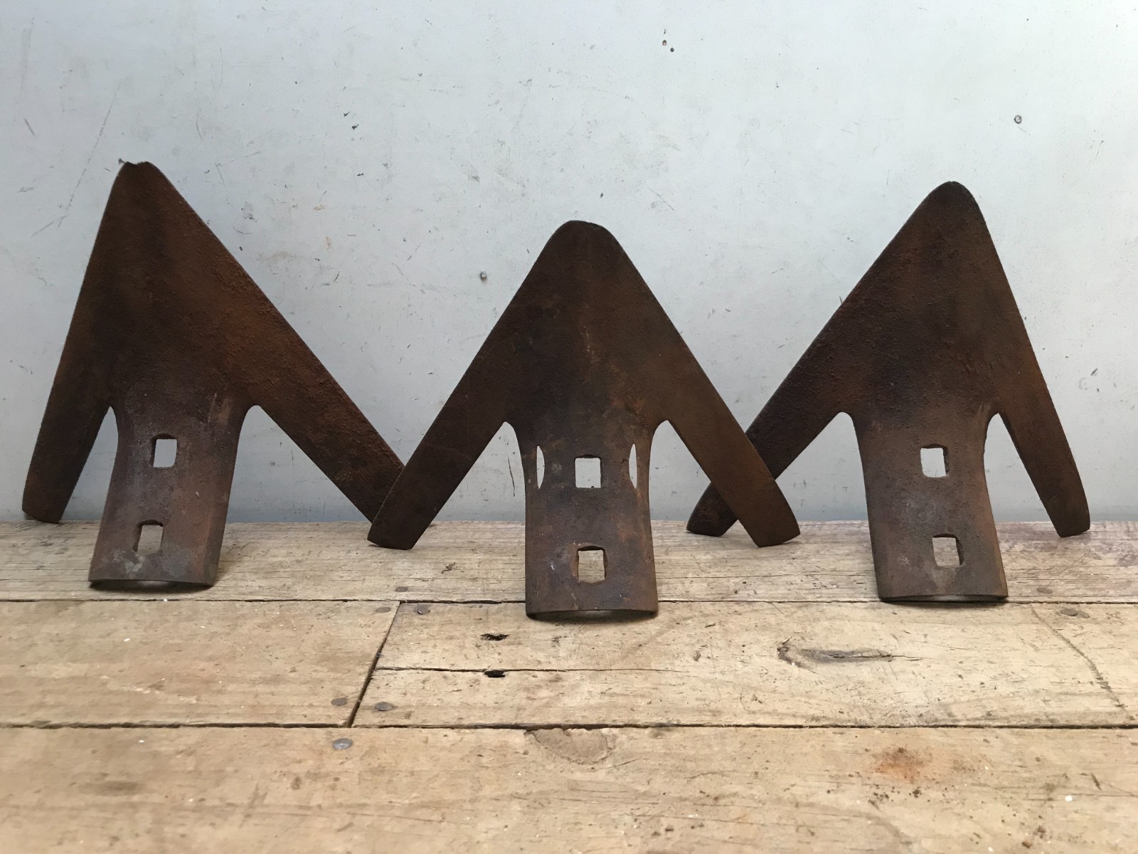 Vintage Nichols Cultivator Plow Head Sweep Arrow Wall Art USA