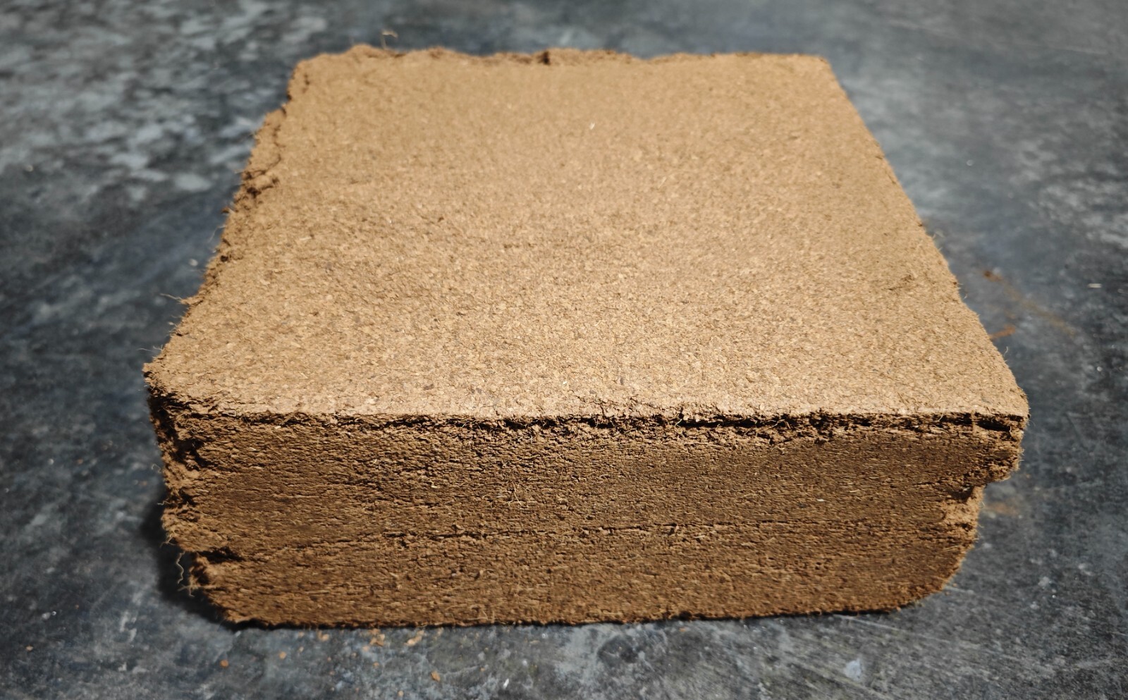 11 Lb / 5 kg Organic Coconut Coir Block Soil Enhancer Natural Mulch Coco Peat