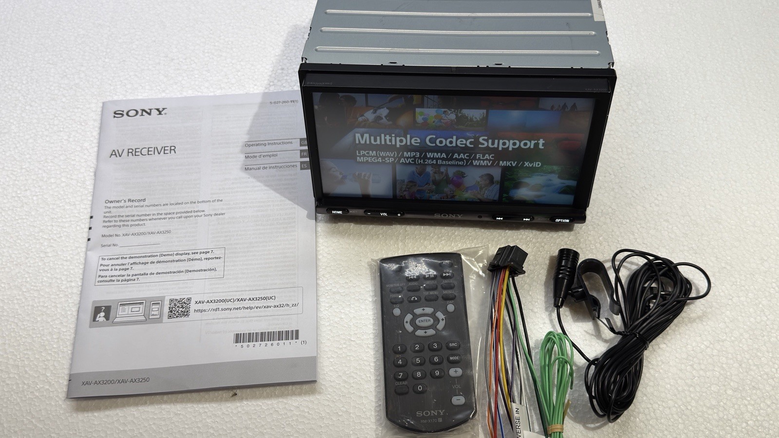 Sony XAV-AX3200 Car Stereo  With Apple CarPlay Android Auto 2DIN  XAVAX3200