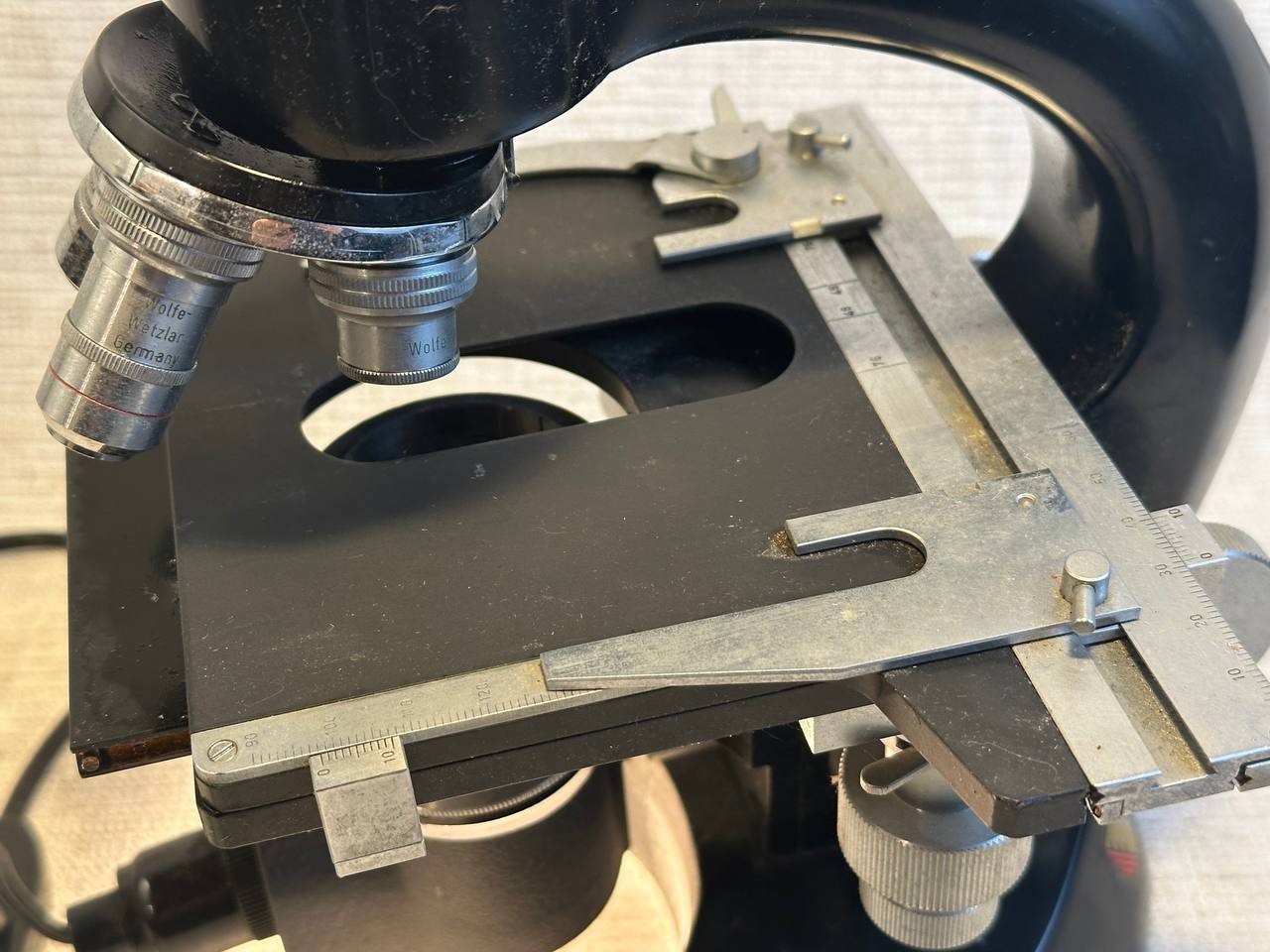 Vintage Wolfe Wetzlar Germany Microscope Carolina Biological 032-1 171