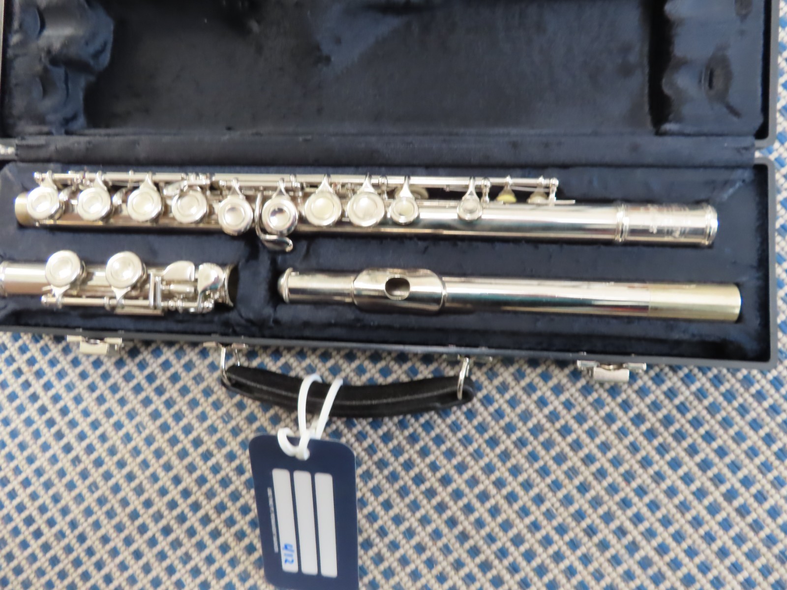 LOT OF 4 FLUTES -ARMSTRONGS, BUNDY, BUFFET- NICE BUT NEED REPAIR