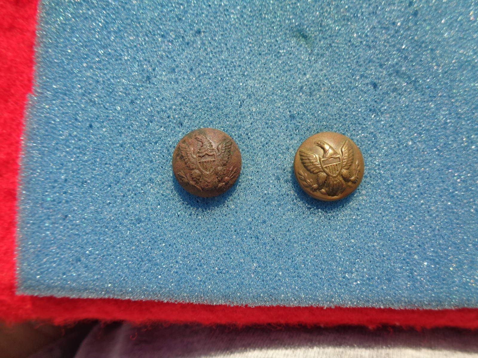 2 Civil War Eagle General Service Cuff Buttons Dug & Non-Dug Charleston, SC.