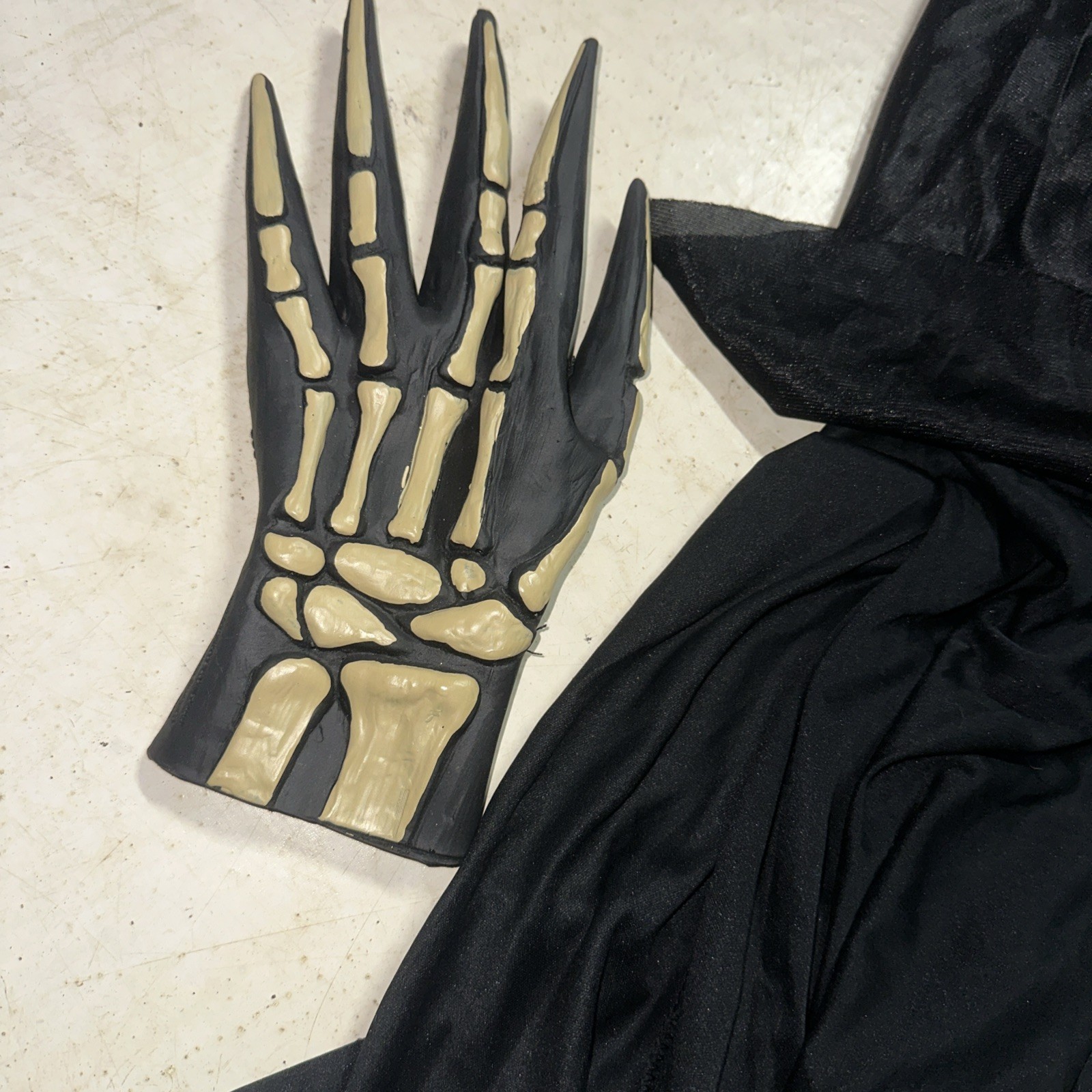 Grim Reaper Children Halloween Costume Large 10-12 Black California Left Glove