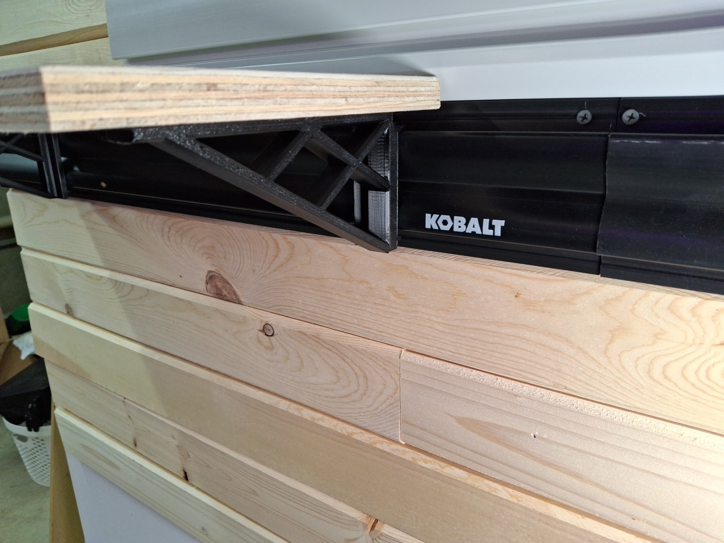 Shelf Brackets for Kobalt K Rail- Large