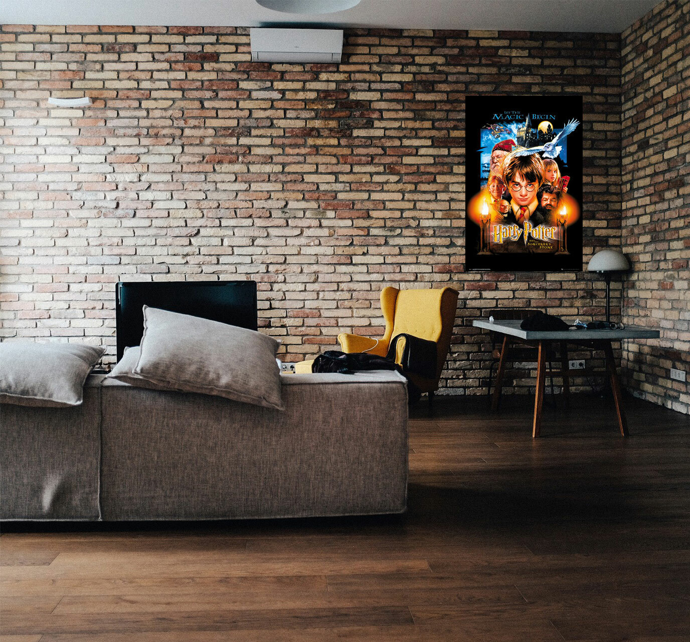 Harry Potter And The Sorcerer's Stone - Movie Poster (Regular Style) (24" x 36")