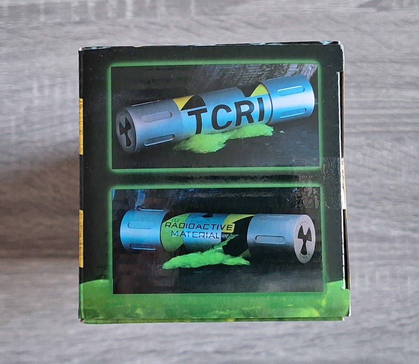 TMNT MUTAGEN CANISTER PROP REPLICA 2018 NECA New