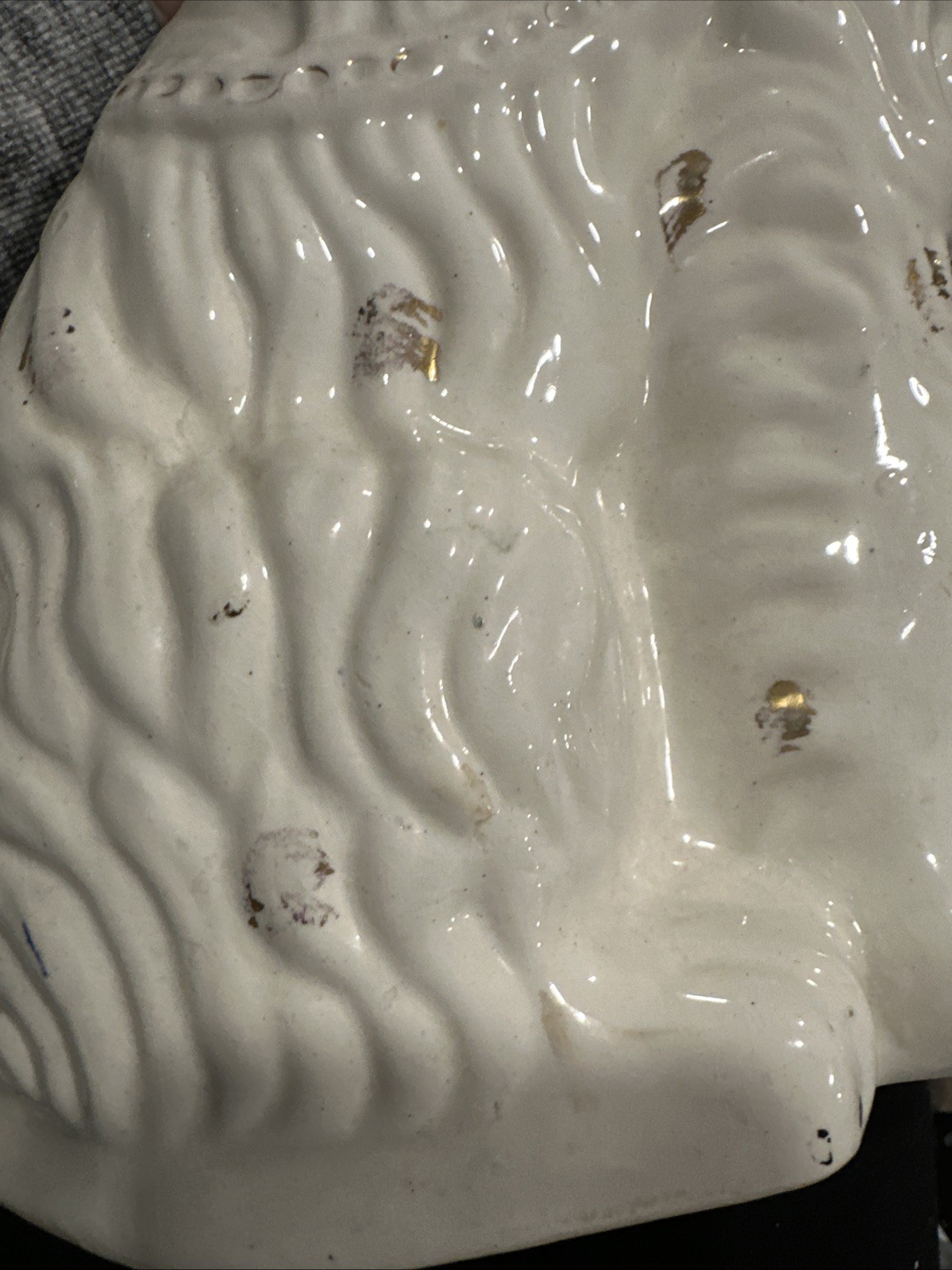 19thC STAFFORDSHIRE WHITE & GILT SEATED SPANIEL DOG Large 15 Inches Tall Rare