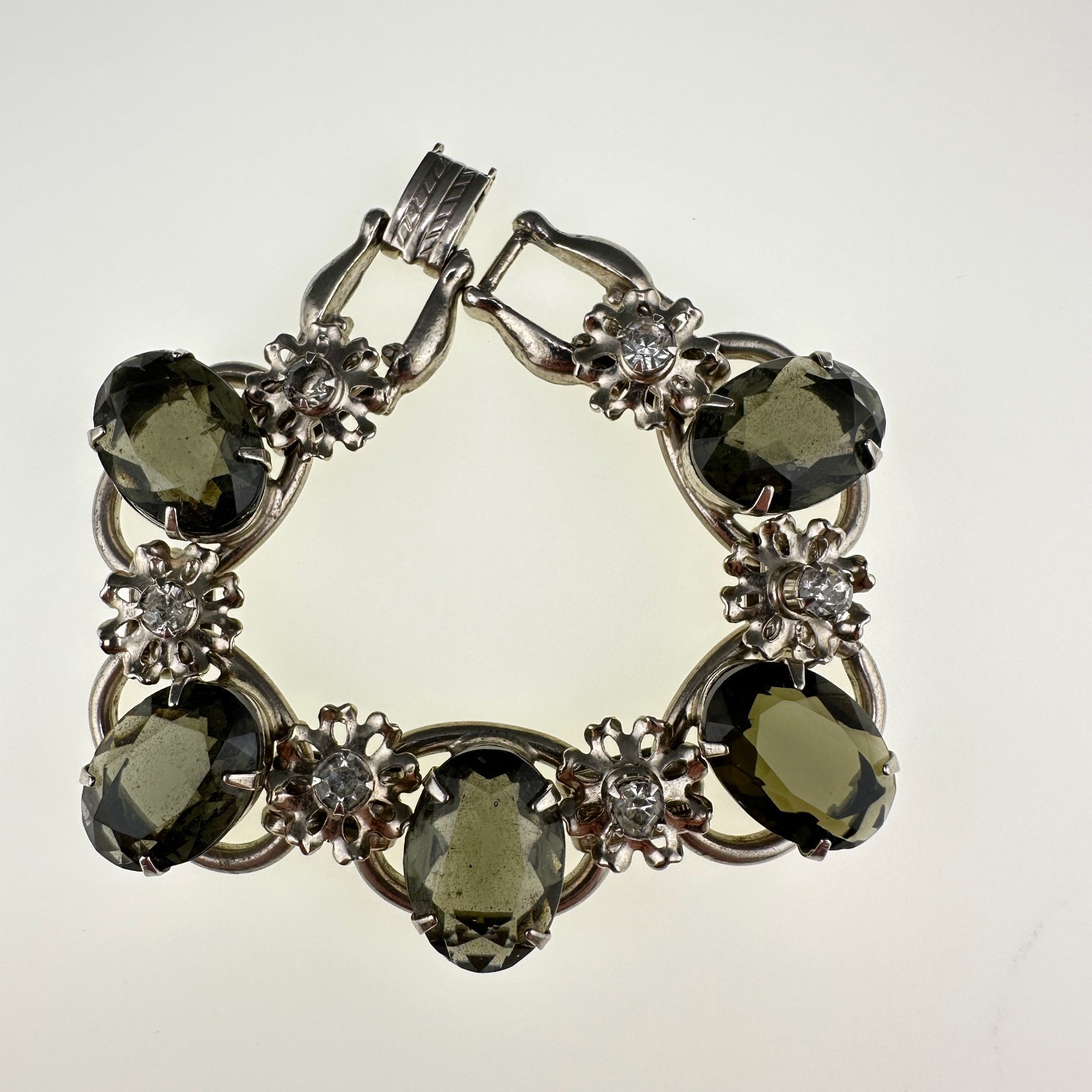 Vintage D&E Juliana Bracelet Gray Oval Stones Silver Tone Metal Flowers Verified