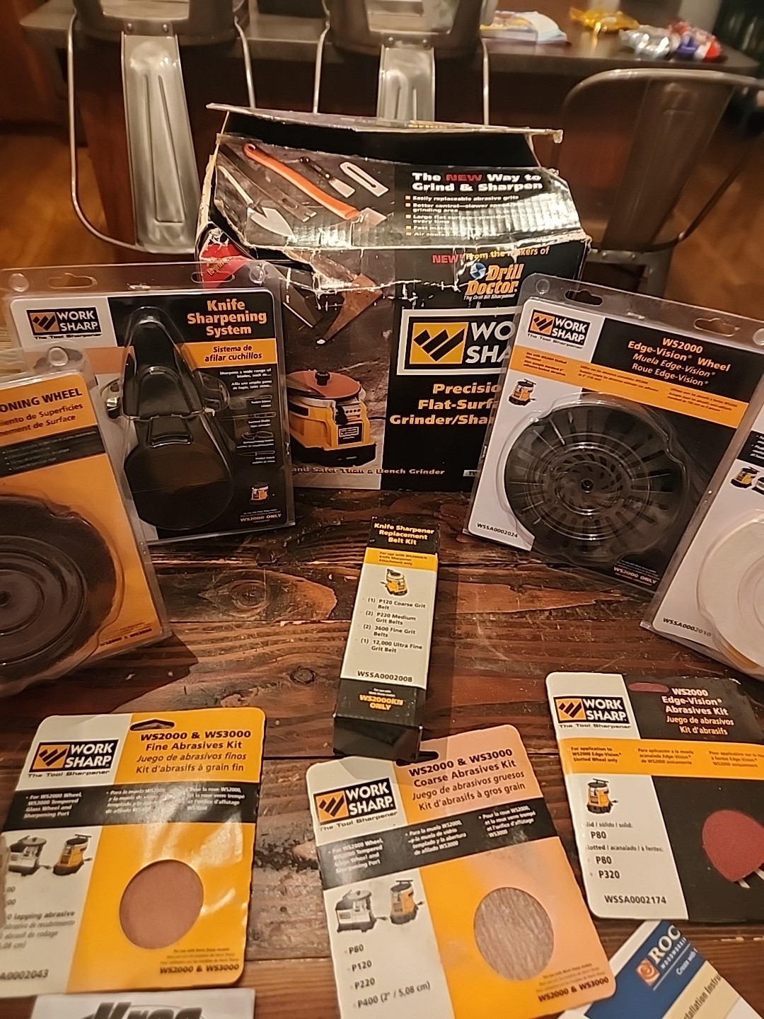 Work Sharp The Tool Sharpener WS2000, With Additional ACCESSORIES. NICE LOT