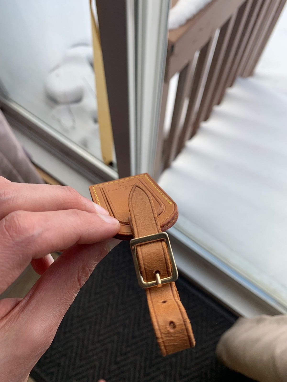 Authentic Louis Vuitton leather luggage tag !