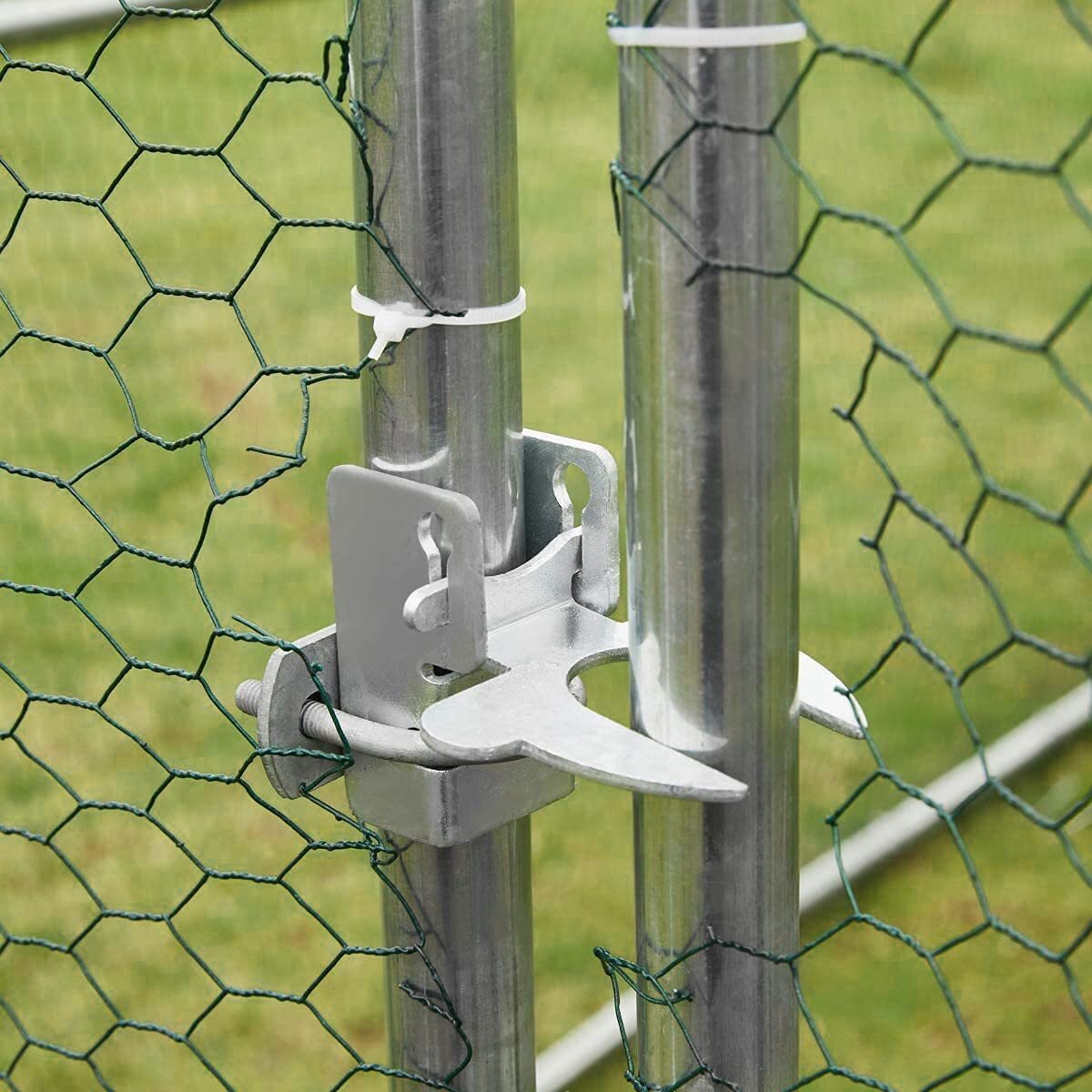 Large Metal Chicken Coop Walk-in Poultry Cage Hen House Flat Roof w/Cover Yard