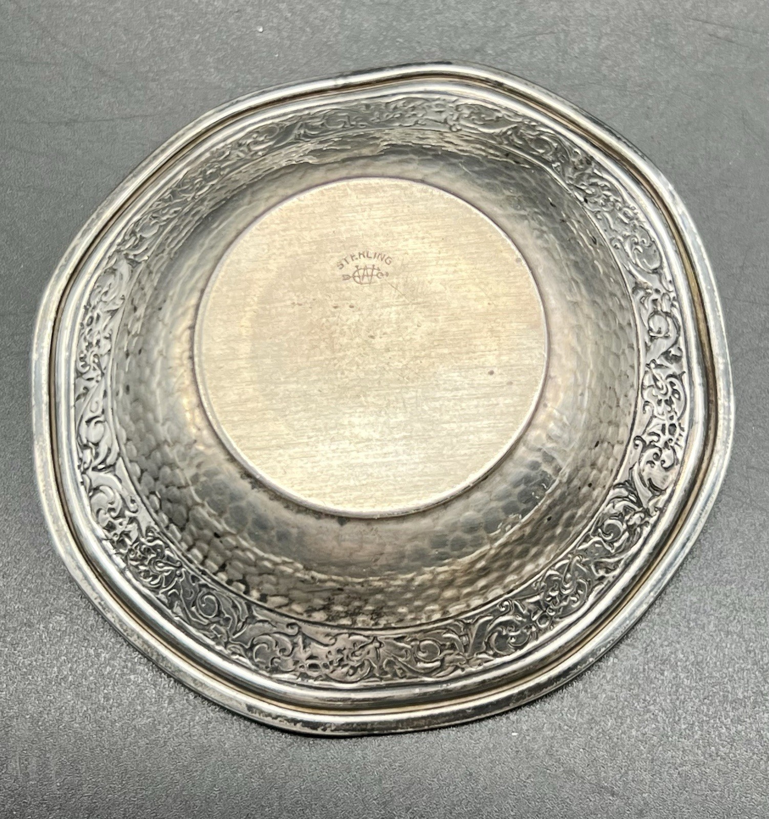 Vintage Sterling Silver 925 Salt Cellars, Mixed. 33 Grams- Photos.