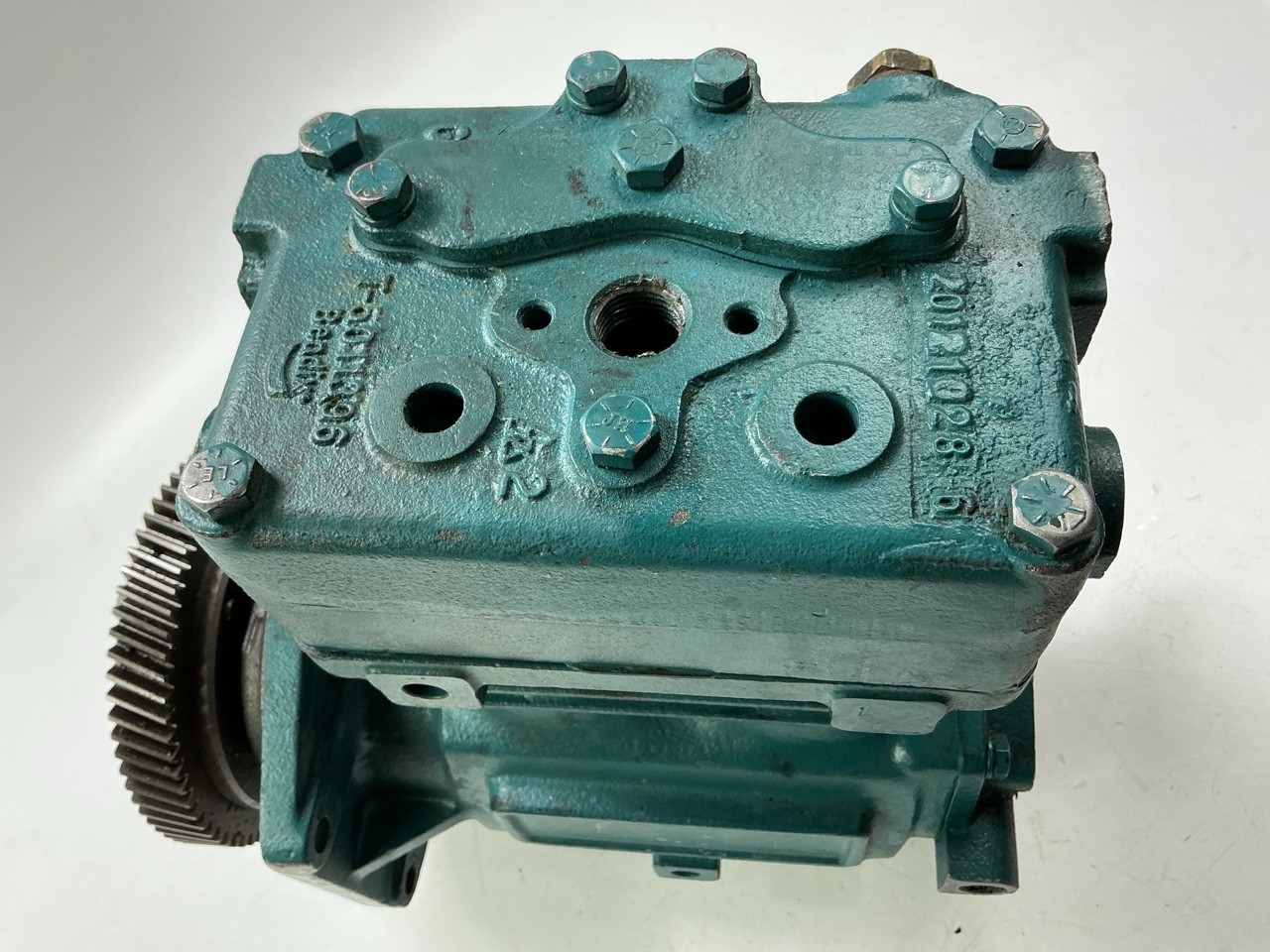 CORE Haldex 5004187X TF750 Air Brake Compressor - Detroit Diesel 60 Series 0°