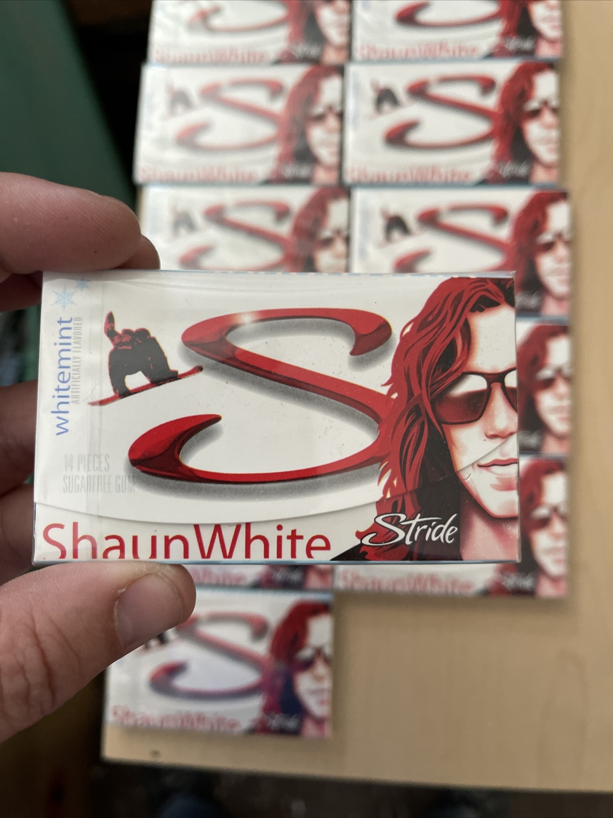 Lot Of 12 Stride White Mint Snowboard Shaun White Gum Sealed Collector RARE 2014