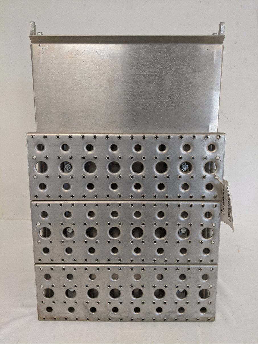 Used Freightliner Plain w/ Steps ST SSR 3 Battery Box Cover - P/N A06-61816-004