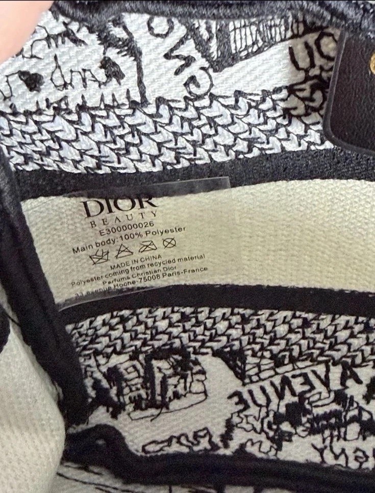 NWT Christian Dior Plan De Paris Canvas Embroidered Cosmetic Bag VIP GWP- BOX