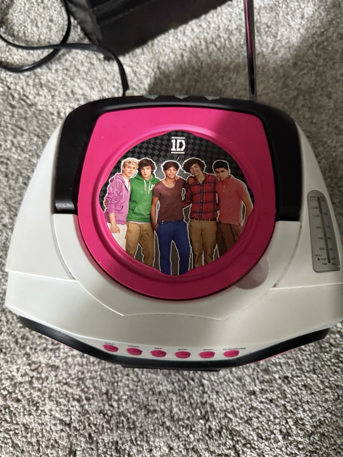 One Direction 1D Portable AM/FM Radio CD Player Boombox RARE - READ DESCRIPTION
